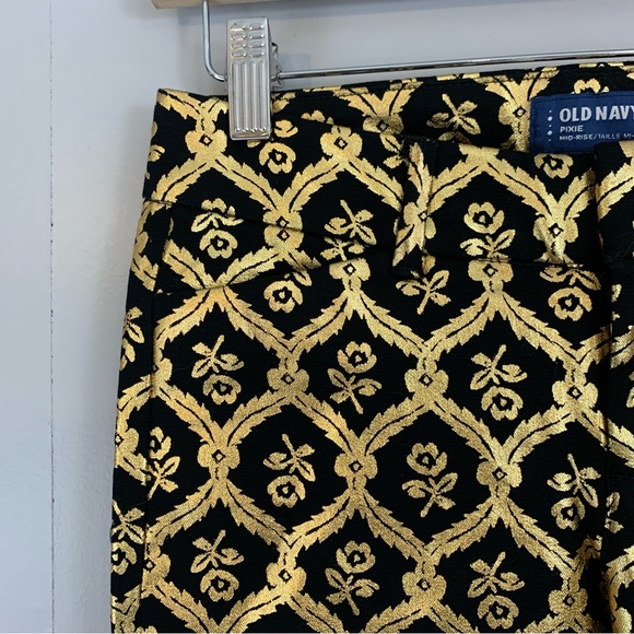 New! Old Navy Mid Rise Pixie Ankle Pants 0 Foil Gold Black Floral Roses Jeans - Picture 3 of 9